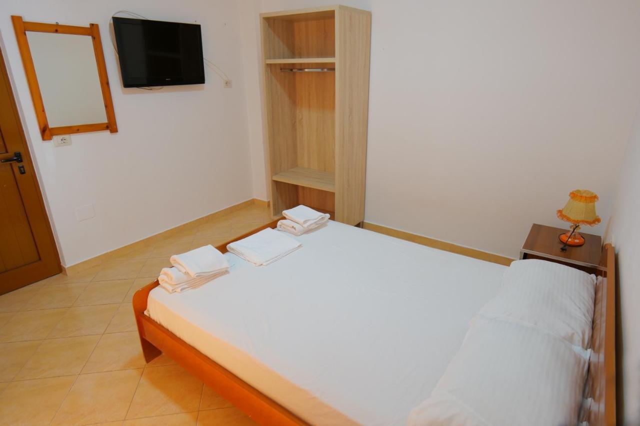 Hotel Solis Ksamil Exterior foto